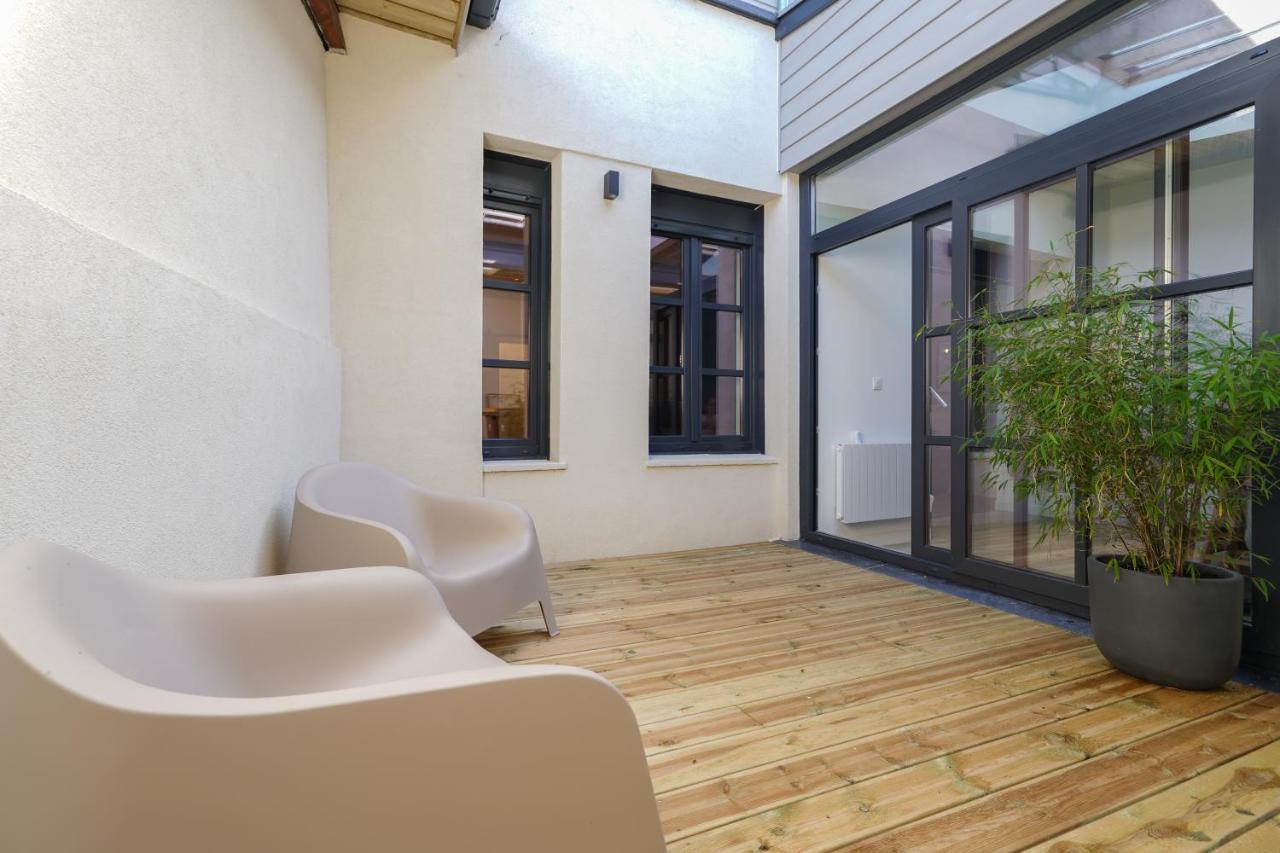 La Villa Berenice « Le Patio » En Coeur De Ville Saint-Amand-les-Eaux Luaran gambar